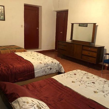 Hostal La Espanola Parras Parras de la Fuente Buitenkant foto