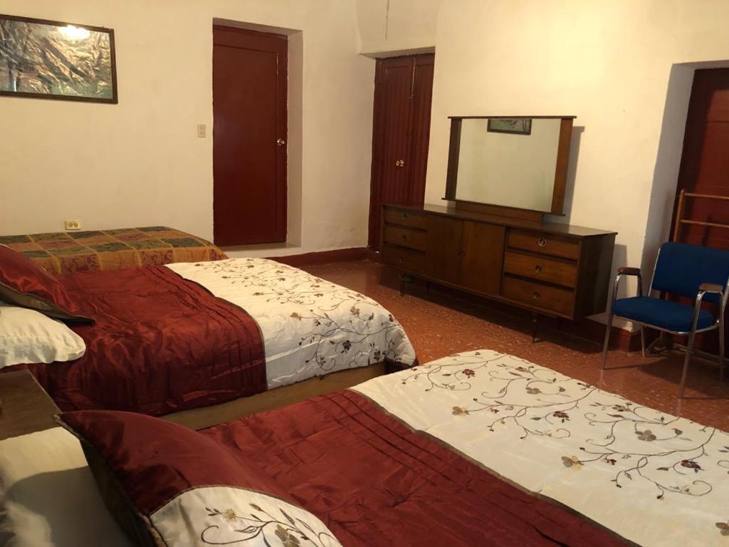 Hostal La Espanola Parras Parras de la Fuente Buitenkant foto